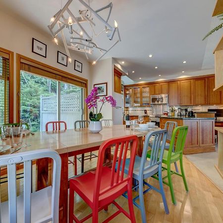 Snowy Creek 14 Villa Whistler Bagian luar foto