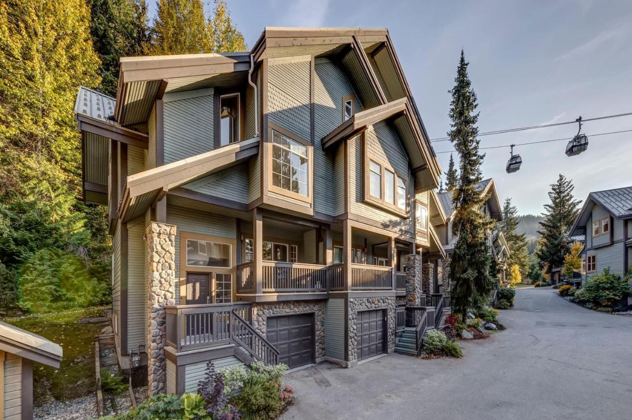 Snowy Creek 14 Villa Whistler Bagian luar foto