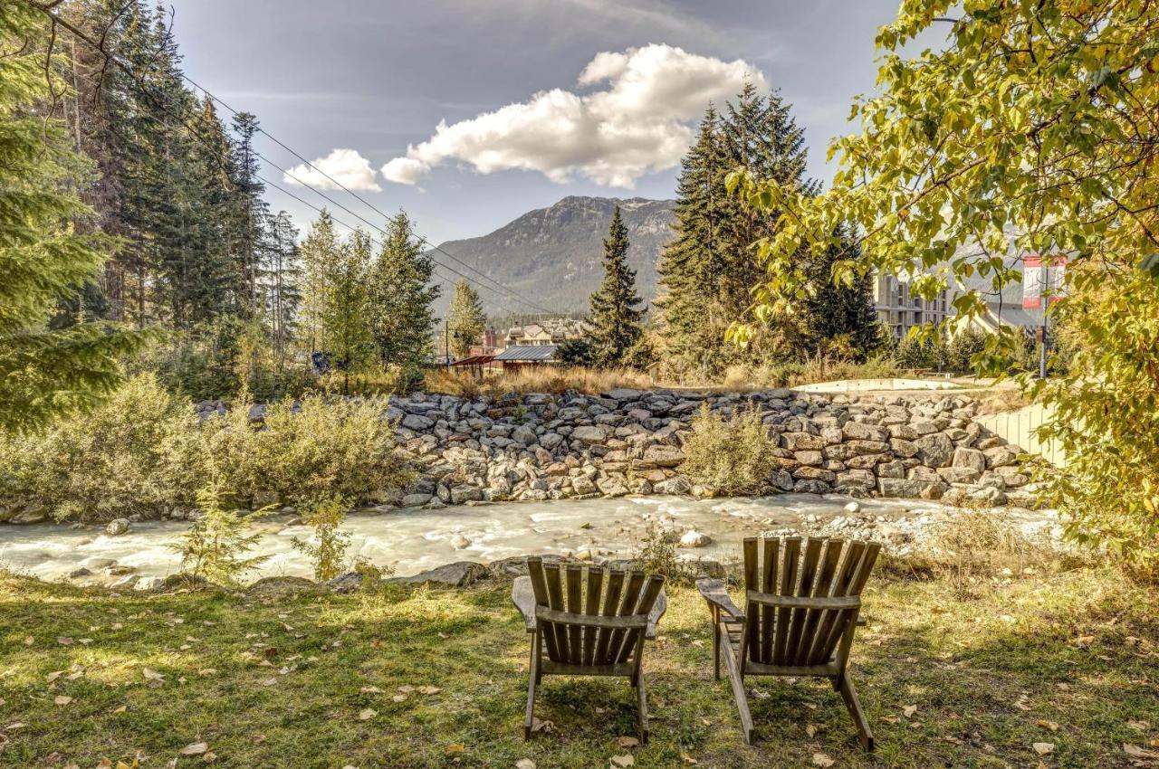 Snowy Creek 14 Villa Whistler Bagian luar foto