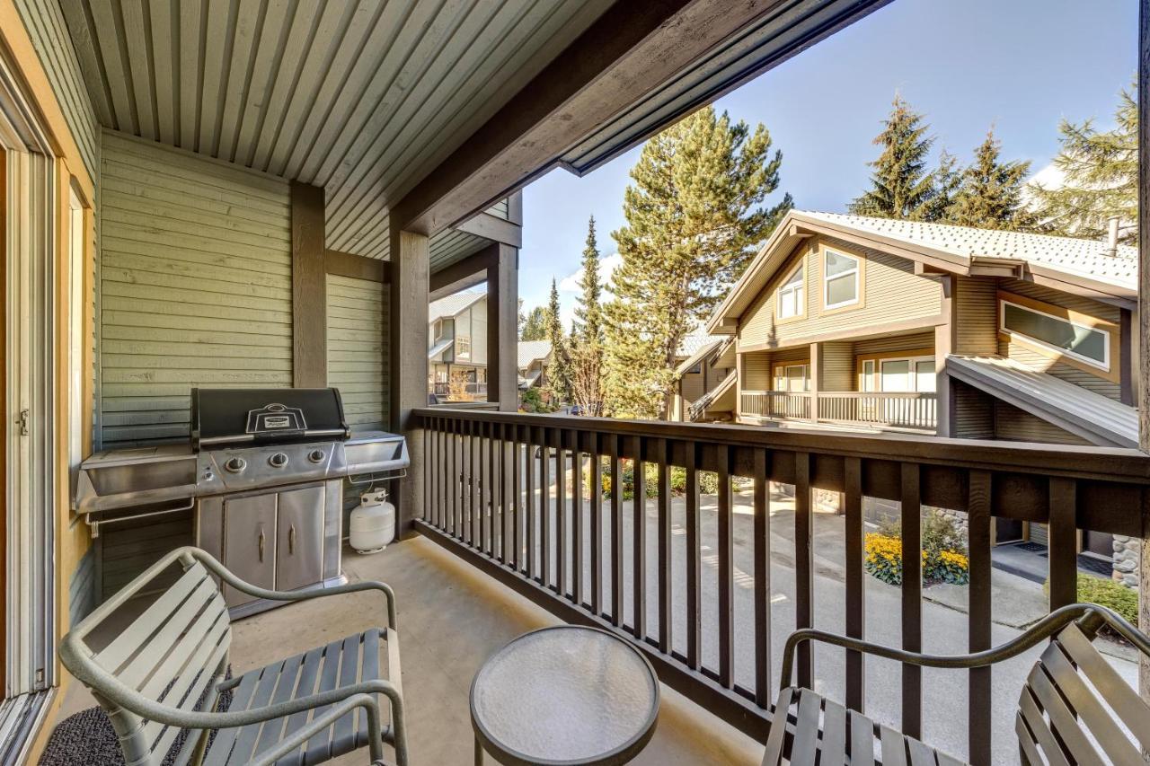 Snowy Creek 14 Villa Whistler Bagian luar foto