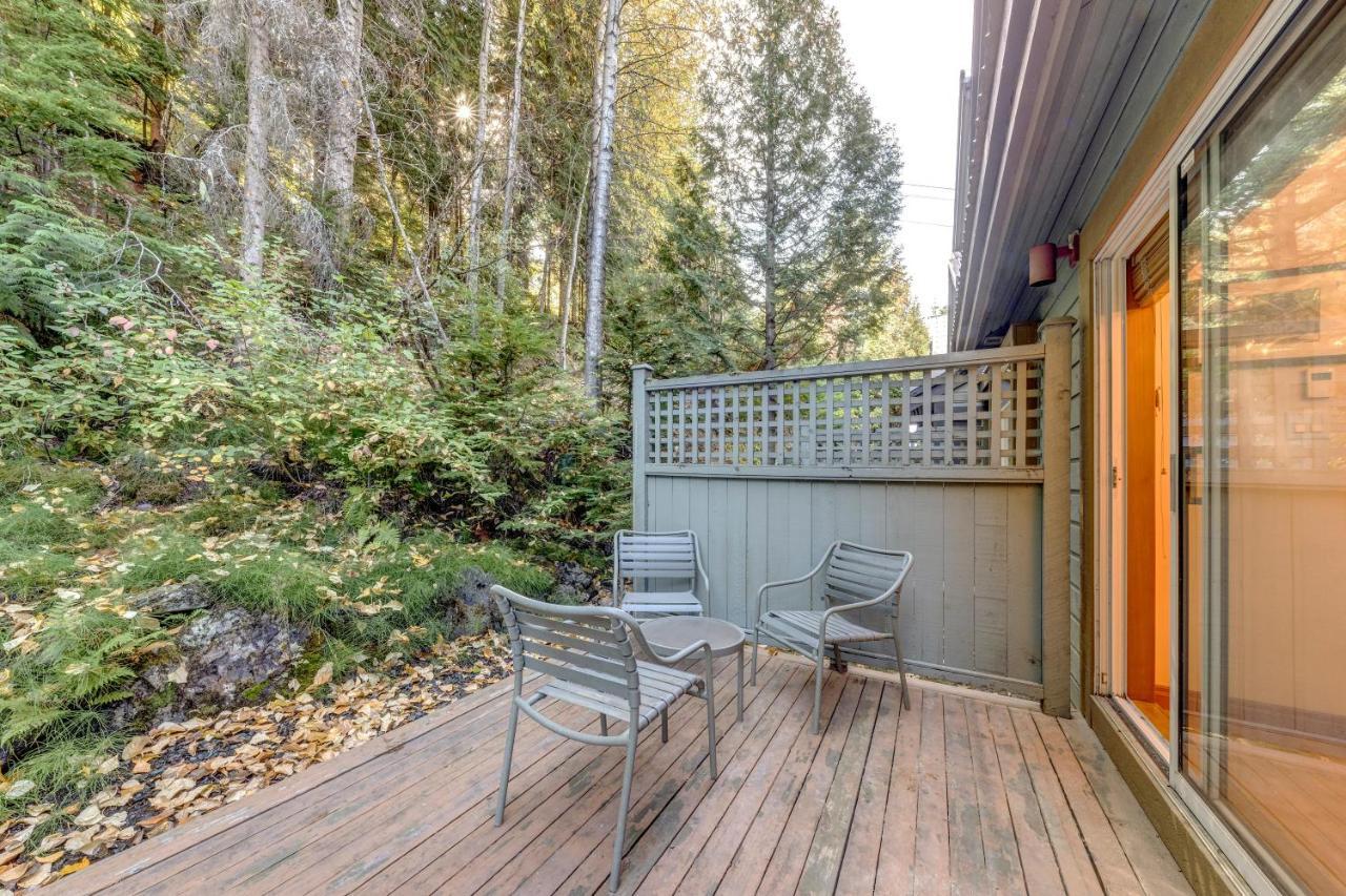 Snowy Creek 14 Villa Whistler Bagian luar foto