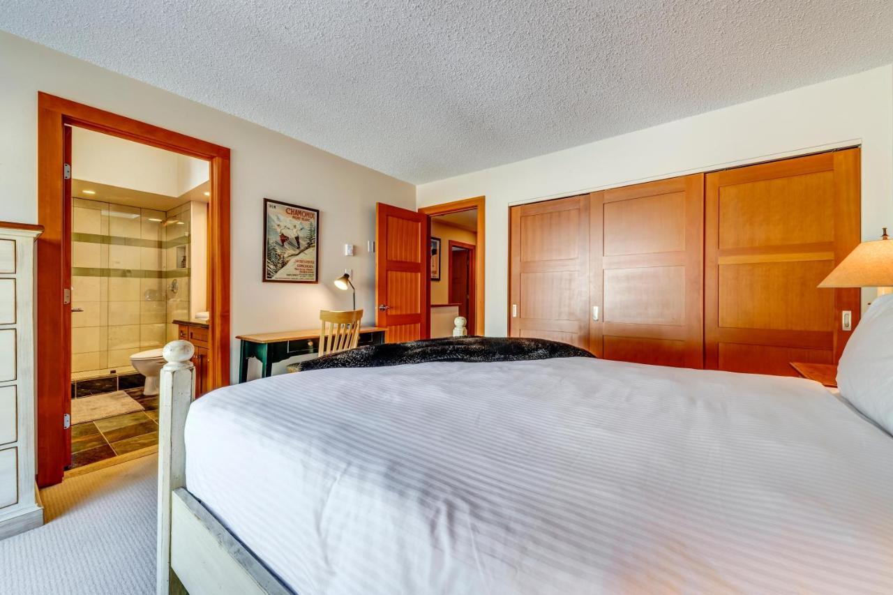 Snowy Creek 14 Villa Whistler Bagian luar foto
