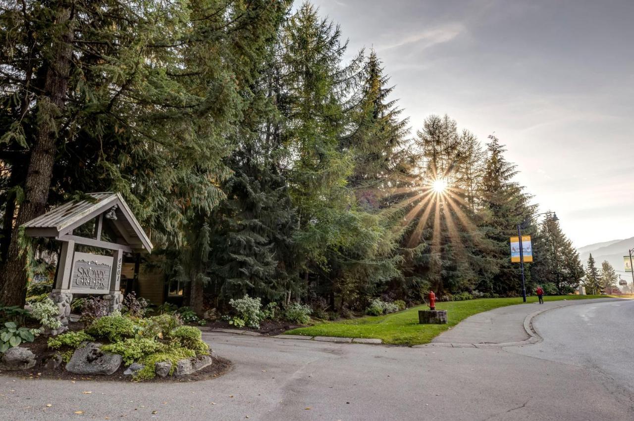 Snowy Creek 14 Villa Whistler Bagian luar foto